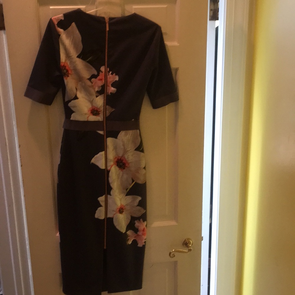 Ted Baker Chatsworth Bloom Belted Bodycon Dress - Picture 5 of 8